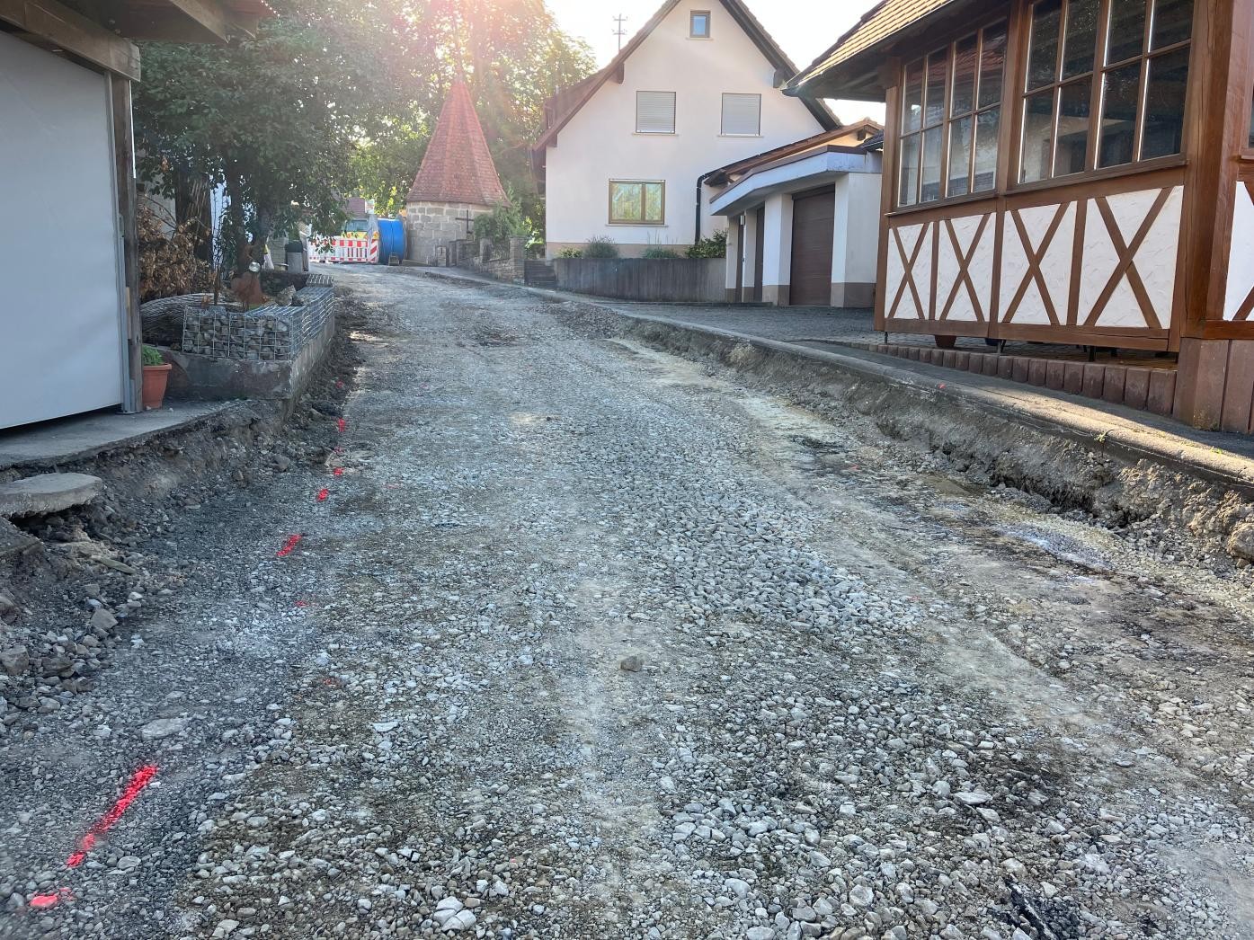 Randeinfassung der Straße