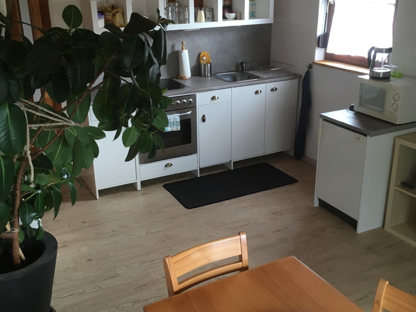 Küche und Esszimmer Ferienwohnung Häsenbühl Küche und Esszimmer Ferienwohnung Häsenbühl